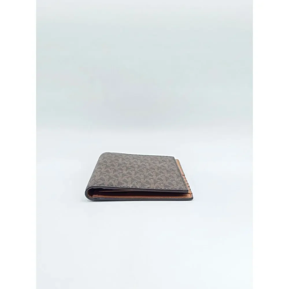 Michael Kors Jet Set Travel Passport Holder Wallet Brown Signature Logo NWOT